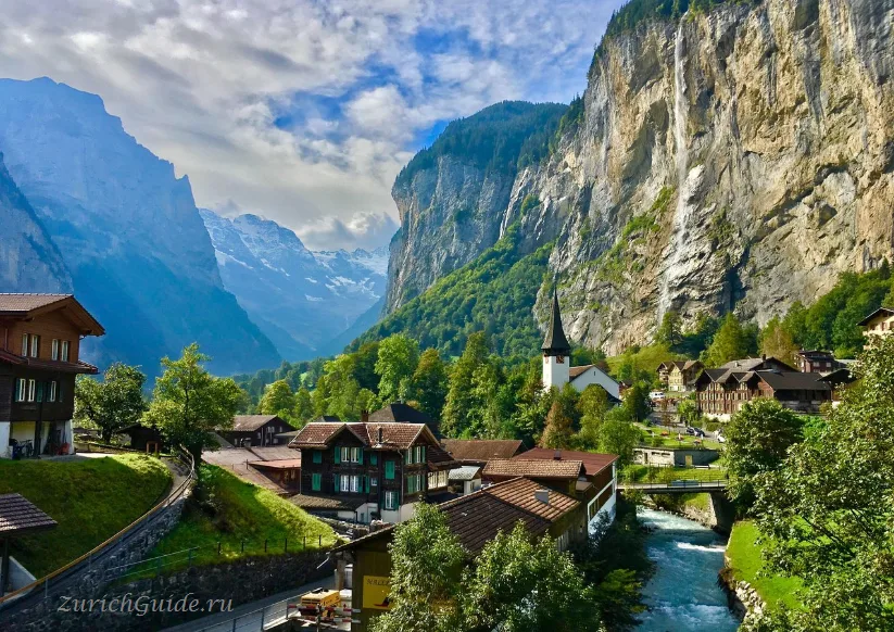 The Lauterbrunnen valley with its cliffs and waterfalls